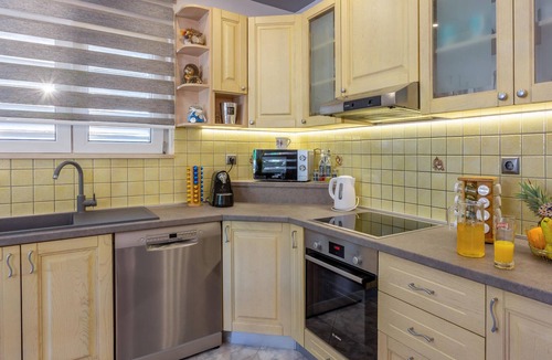 Dugopolje House | Stunning home in Dugopolje