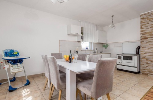 Gospic House | Stunning home in Debelo Brdo I with WiFi