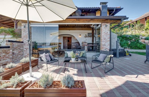 Kapela House | Stunning home in Kapela