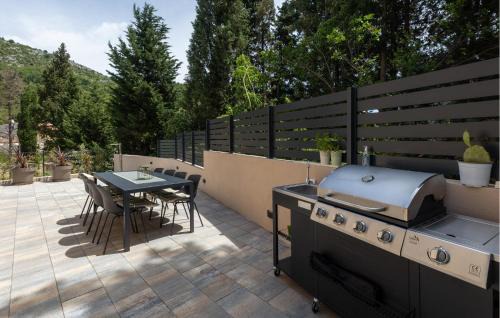 Kremena House | Stunning Home In Kremena