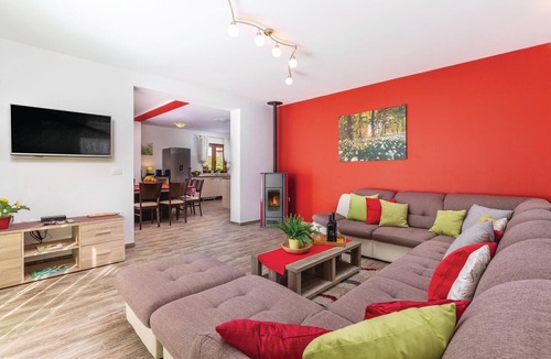 Kunj House | Stunning home in Kunj with sauna