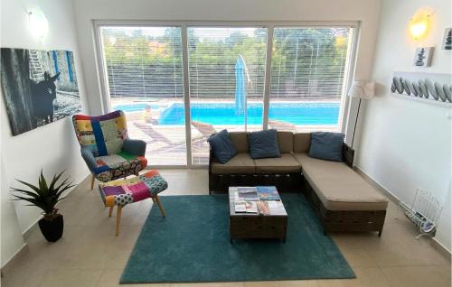 Muzini House | Stunning Home In Naselje Muzini With Sauna