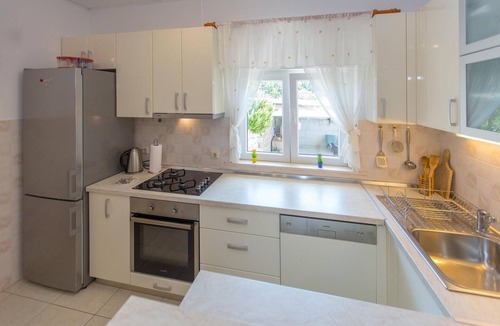Zupa dubrovacka House | Stunning home in Plat