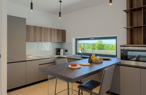 Visnjan House | Stunning home in Porec