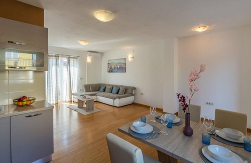 Sikici House | Stunning home in Pula