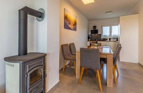 Skatari House | Stunning home in Pula