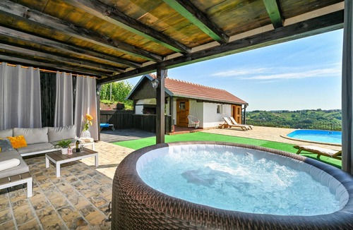 Zagreb House | Stunning home in Zagreb with sauna