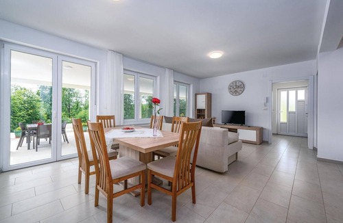 Zminj House | Stunning home in Zminj