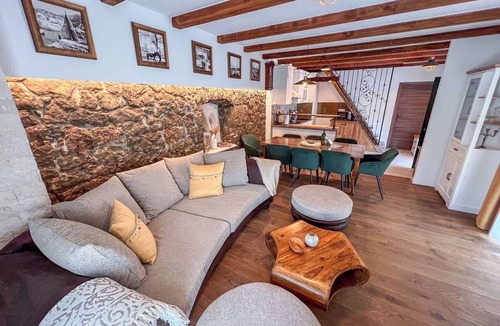 Novi Vinodolski House | Stunning private villa for 8 people with A/C, WIFI, private pool, TV, terrace and pets allowed