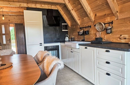 Lovinac House | Stunning private villa for 4 guests with hot tub, WIFI, A/C, TV and terrace
