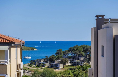 Premantura Villa | Stunning private villa for 10 guests with private pool, WIFI, A/C, TV, patio and pets allowed
