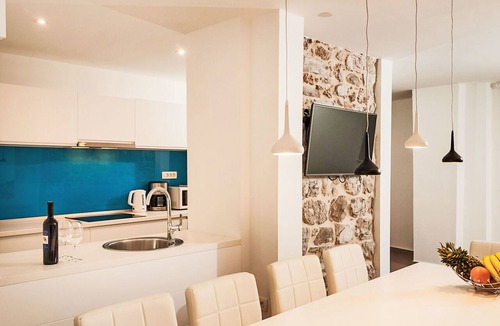 Bol House | Stunning private villa for 9 guests with hot tub, A/C, private pool, WIFI, TV and terrace