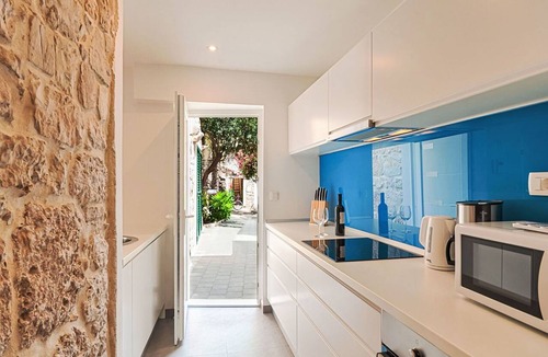 Bol House | Stunning private villa for 9 guests with hot tub, A/C, private pool, WIFI, TV and terrace