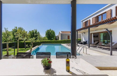 Sveti Petar u Sumi Villa | Stunning private villa for 6 people with A/C, WIFI, private pool, TV, terrace and pets allowed