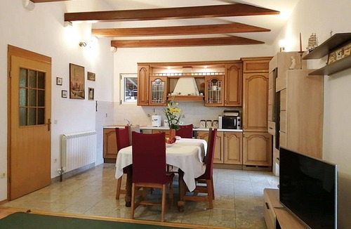 Rudine House | Stunning private villa for 10 guests with WIFI, A/C, private pool, TV, terrace and pets allowed