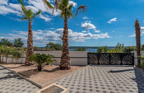 Maslenica Villa | Stunning private villa for 8 guests with private pool, hot tub, WIFI, A/C, TV and terrace