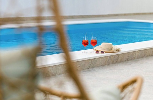 Lopar Villa | Stunning private villa for 8 guests with A/C, WIFI, private pool, TV, terrace and pets allowed
