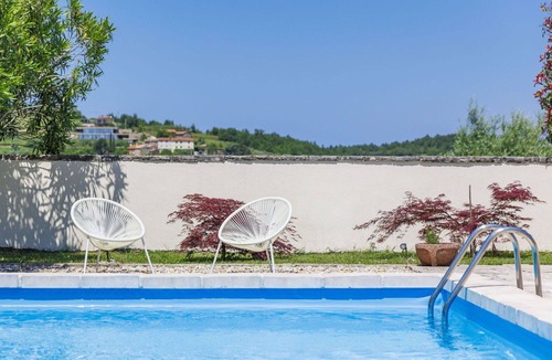 Momjan House | Stunning private villa for 5 guests with A/C, WIFI, private pool, TV and patio