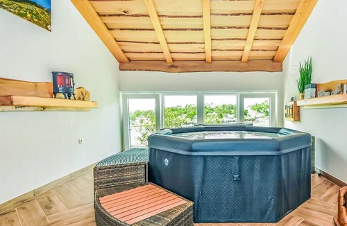 Karlobag House | Stunning private villa for 5 people with WIFI, A/C, terrace and pets allowed