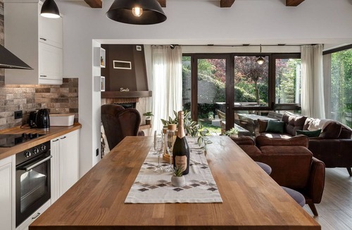 Fuzine Villa | Stunning private villa for 8 guests with WIFI, hot tub, TV and patio