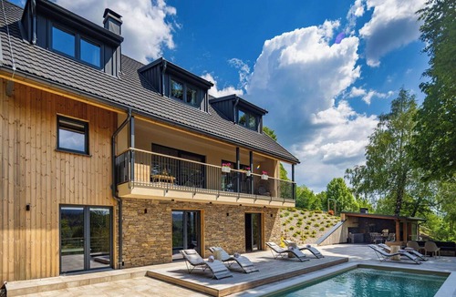 Fuzine Villa | Stunning private villa for 10 guests with WIFI, hot tub, private pool, TV, patio and pets allowed