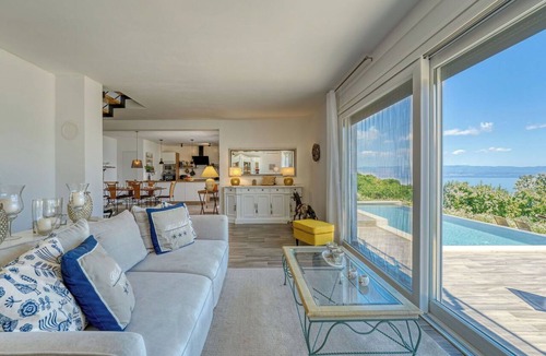 Zagorje House | Stunning private villa for 6 guests with A/C, private pool, WIFI, TV and terrace