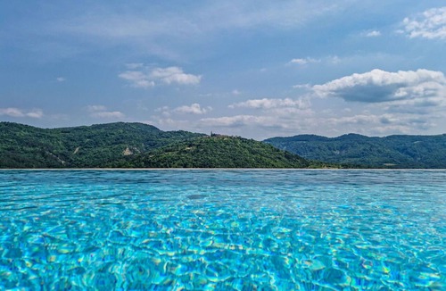 Korelici House | Stunning private villa with private pool, A/C, WIFI, TV, terrace, pets allowed and panoramic view