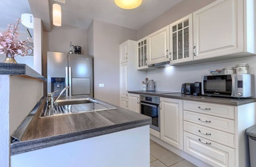 Strpacici Villa | Stunning private villa with WIFI, A/C, hot tub, private pool, TV, terrace and pets allowed