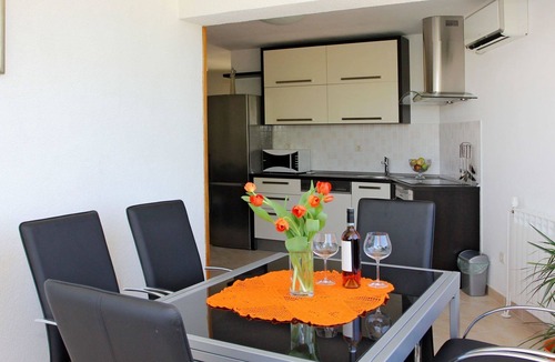 Nerezise House | Stunning villa for 8 people with A/C, private pool, WIFI, TV and terrace