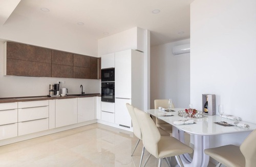 Pisak House | Stylisches Haus für 8 Personen und 4 Kinder by Interhome
