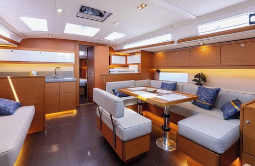 Kastel Gomilica Boat Rental | Sun-Kissed Sailing Adventure in Split, Croatia