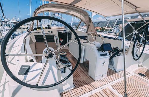 Kastel Gomilica Boat Rental | Sun-Kissed Sailing Adventure in Split, Croatia