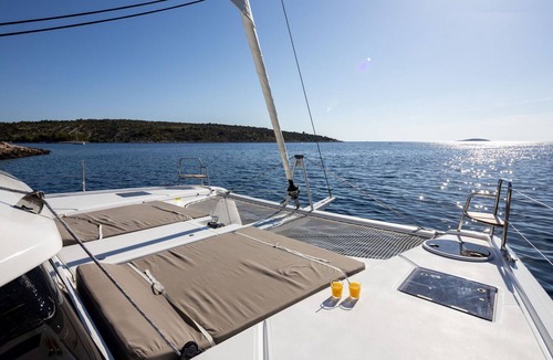 Primosten Boat Rental | Sun-Kissed Sailing Adventure in Sibenik, Croatia
