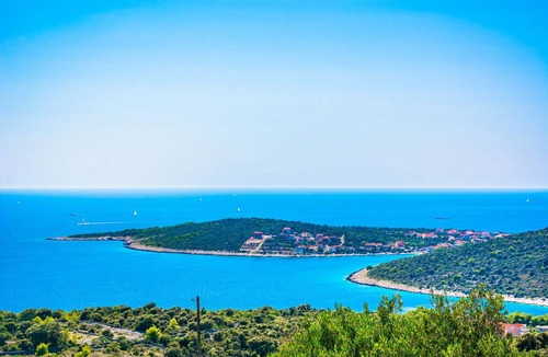 Marina Boat Rental | Sun-Kissed Sailing Adventure in Split-Dalmatia, Croatia