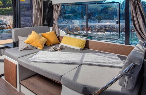 Punat Boat Rental | Sun-Kissed Sailing Adventure in Northern Croatia
