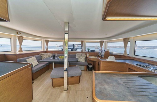Bacvice Boat Rental | Sun-Kissed Sailing Adventure in Split, Croatia