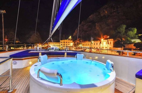 Split Boat Rental | Sun-Kissed Sailing Adventure in Split, Croatia