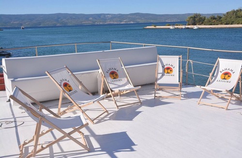 Omis Boat Rental | Sun-Kissed Sailing Adventure in Split-Dalmacia, Croatia