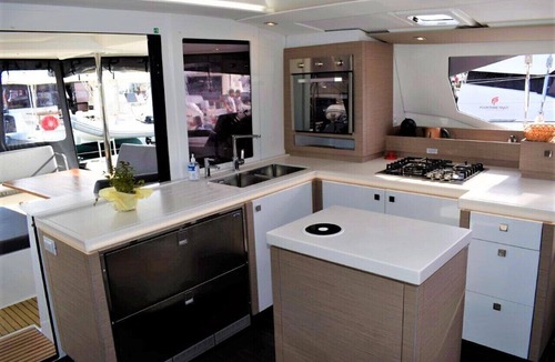 Businci Boat Rental | Sun-kissed Sailing Adventure in Split-Dalmatia, Croatia