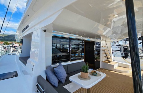 Businci Boat Rental | Sun-kissed Sailing Adventure in Split-Dalmatia, Croatia