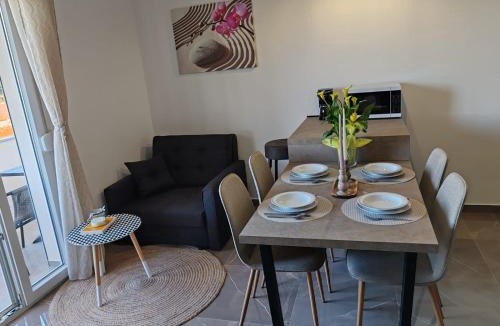Kali Apartment | Sunny Apartment