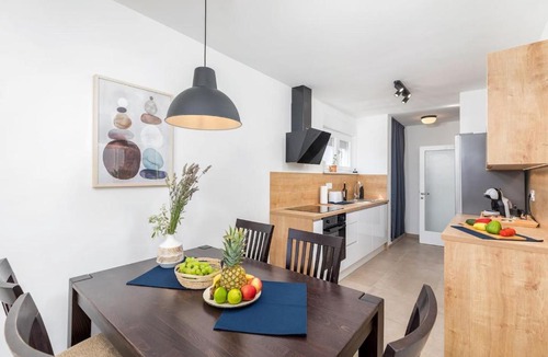 Veruda Apartment | Sunny Aura - Lungomare - Special Rate - Building Works on Facade