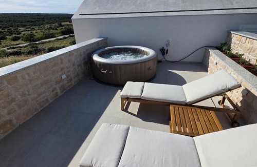 Simuni Villa | Sunrise & Sunset villa Šimuni by Pag tours