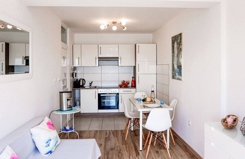 Prizna Apartment | Sunset-Oase am Meer by Interhome