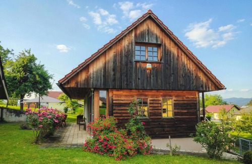 Metlika Ski Chalet | Tailor's House/w Sauna near Kolpa River, Gradac, Slovenia
