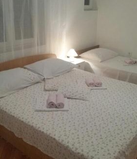 Istok Apartment | Tatijana Holiday Apartments