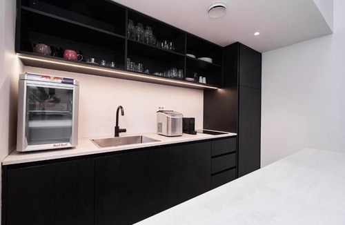 Bezigrad District Apartment | The Cave