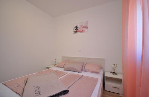 Tribunj Apartment | The Nikolic Suites - Villa Wögenstein