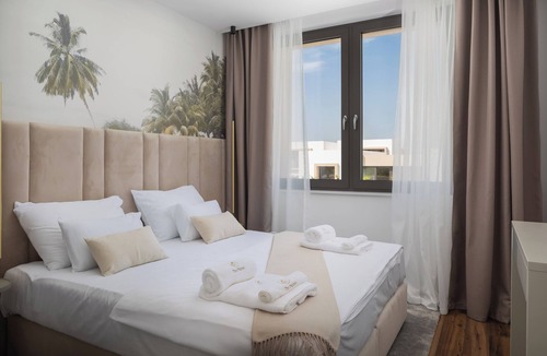 Kraj Resort | The Palms Resort 2BR Villa Dream One with Pool