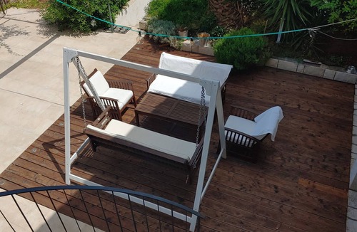 Stomorska Apartment | Three bedroom apartment near beach Stomorska, Šolta (A-27653-a)